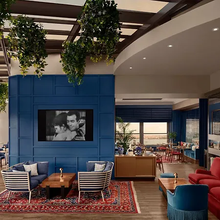 The Ritz-carlton, At The Bosphorus מלון 5*