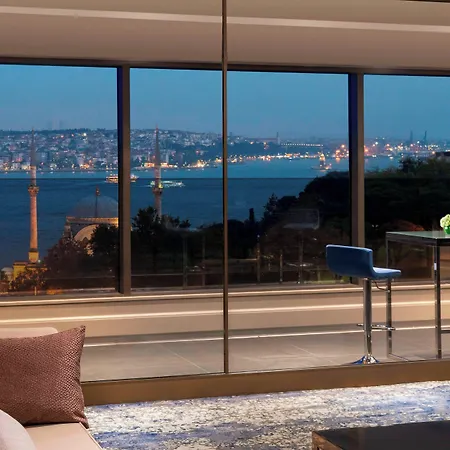 מלון The Ritz-carlton, At The Bosphorus