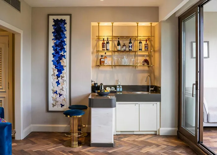 מלון The Ritz-carlton, At The Bosphorus