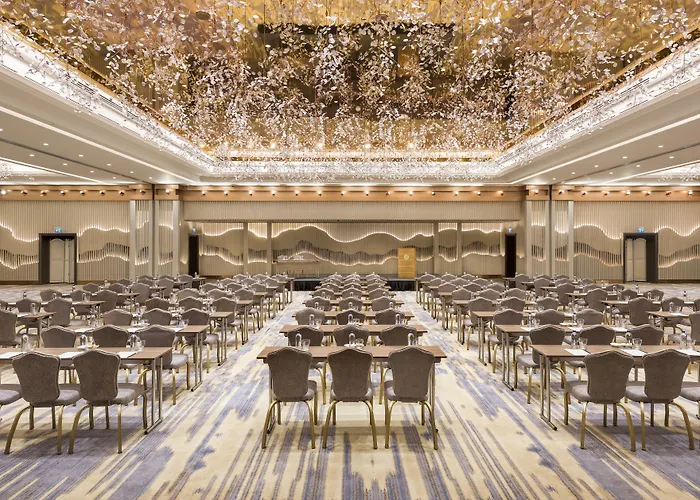 מלון The Ritz-carlton, At The Bosphorus איסטמבול