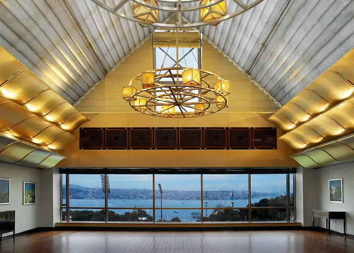 The Ritz-carlton, At The Bosphorus