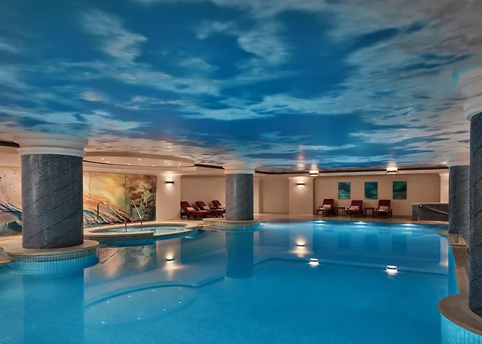 The Ritz-carlton, At The Bosphorus מלון