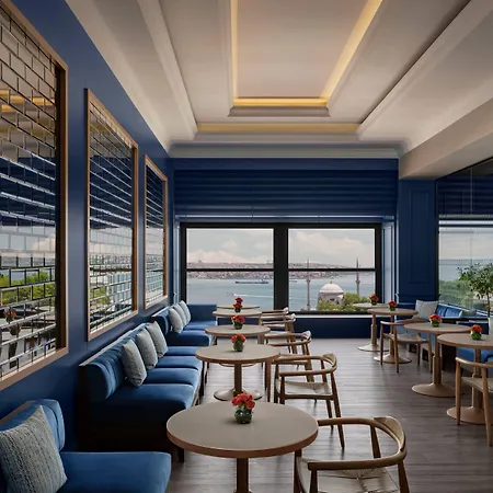 The Ritz-carlton, At The Bosphorus 5*