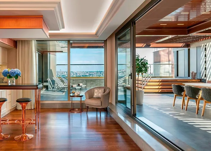 ذا ريتز كارلتون، إسطنبول في البسفور فندق